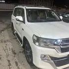لاندكروزر 2018