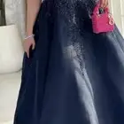 فستان كحلي شريته 800  وابي فيه 400