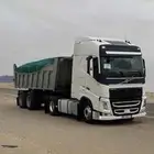 مطلوب تريله للاجار مع الصندوق ثلاث محاور