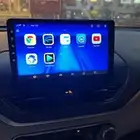 شاشة اندرويد نظيفة تركب على جميع السيارات للبيع