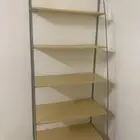 رفوف من ايكيا