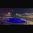 وقت السباحة في اجواء جميلة داخل مزرعة بكج سباحه طايرة قدم500