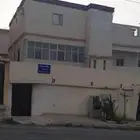 عماره للبيع في النميص مكون من دورين ملحق علي شارع 20