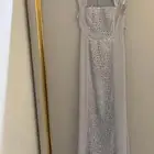فستان رمادي فاتح فخم