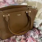 شنطه دكني اصليه نظيفه جدا