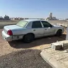 فورد 2002 بوليسي تحمل لوحه مميزه