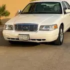 فورد فكتوريا 2011