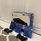 سوني 4 نظيف ويجي قيرين و 3 ألعاب قراند و فيفا 19 و كوره سله