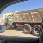 بكلين وقلابات وشيول للإيجار