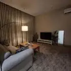 مطلوب شقه غرفه وصاله ايجار شهري حي اشبيليه او قريب منها