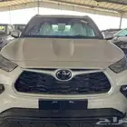 تويوتا هايلاندر GLE ابيض 2025كاش-تمويل