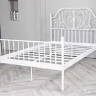 سرير مع مرتبة