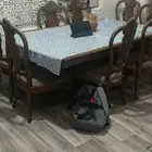 طاولة طعام