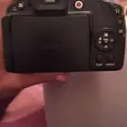 كاميرا احترافية كانون