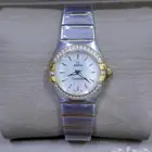 ساعة أوميغا نسائي