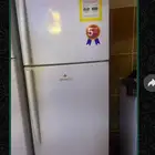 ثلاجه نظيفه وممتازه بالتبريد جدا  شرط سبب البيع شريت اكبر
