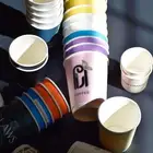أكواب ورقية للشاي والقهوة