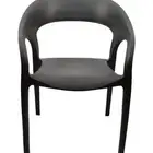 كراسي وطاولات