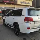 صالون لاندكروزر 2016 مرهم 2020 للبيع