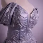 فستان مستخدم مرة وحدة نظيف