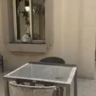جلسه بطابع خشبي مع 3 كراسي