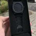 ساعة سودة للبيع