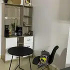 اثاث نظيف جداطقم كنب  غرفة نوم  صوفا.طاولة تلفزيون  ركن كفى