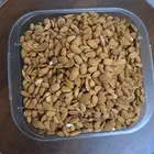 منتجات يمنيه لوز بلدي وزبيب رازقي وزبيب اسود