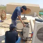 فني تكييف وتبريد