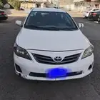 للبيع كورولا 2011 الممشى 240 اللون أبيض. المكيف يبرد في