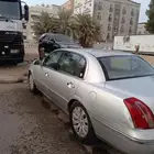السلام وعليكم ورحمة الله وبركاته سياره كية للبيع مستمل بنزين