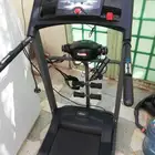 سير رياضي مستخدم نضيف