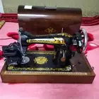 مكينة خياطه قديمه سنجر