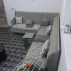 كنب للبيع مع كرسي مستخدمه ونظيفه