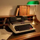 آلة كاتبة - تحفة أثرية نادرة جدا للباحثين عن التميز