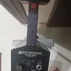 جهاز تحديد اماكن كابلات الكهرباء وانابيب المياه