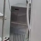 ايس ميكر .. صانعة ثلج