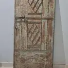 للبيع باب حديد من النوع القديم