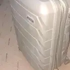 شنطة سفر حجم وسط مستخدمة مرة واحدة