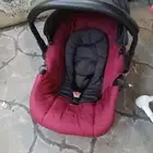 سرير و مهد و كرسي اطفال نظيف جدا.