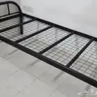 سرير نفر حديد