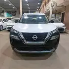 السيارة نيسان اكس تريل استاندر