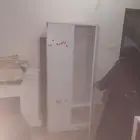 دولاب ملابس ابيض دفتين نظيف