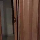 باب سحاب اكورديون بني نظيف جدا  صناعة ايطالية