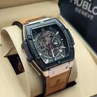 ساعة هبلت مربع