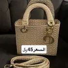 نظيفه و غير مستخدمه