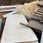 للبيع بيبان خشب سويدي ثقيل