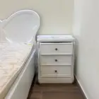 سرير   ب كمدينته نوع فاخر وخشب إيطالي يوجد 2 منه