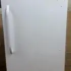 ثلاجه للبيع تحتاج فريون فقط