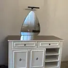 طاوله تسريحه او ركن قهوه